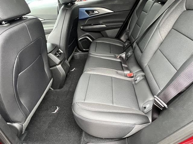 New 2026 Chevrolet Equinox EV LT image 17