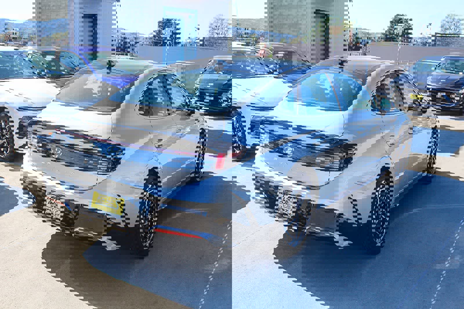 Certified 2025 Hyundai Sonata SEL image 4