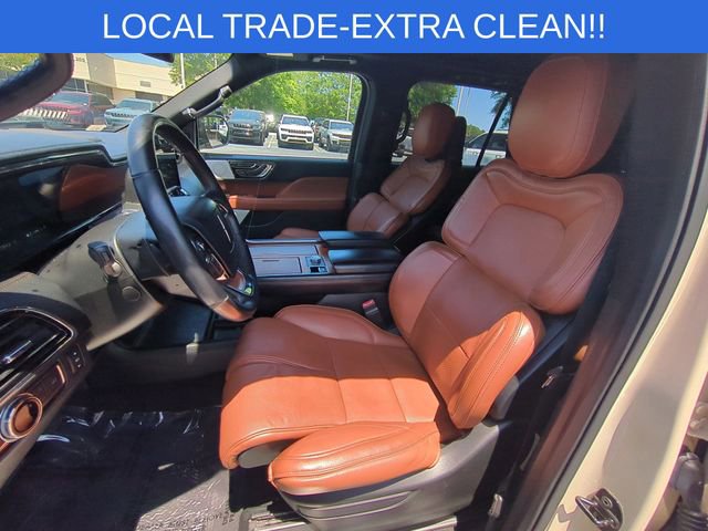 Used 2018 Lincoln Navigator Reserve w/ Technology Package AWD/4WD image 16