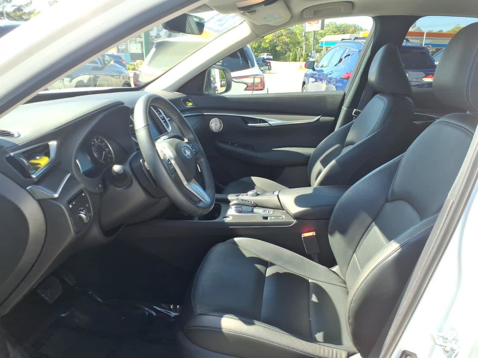 Certified 2024 INFINITI QX50 Luxe AWD/4WD image 11