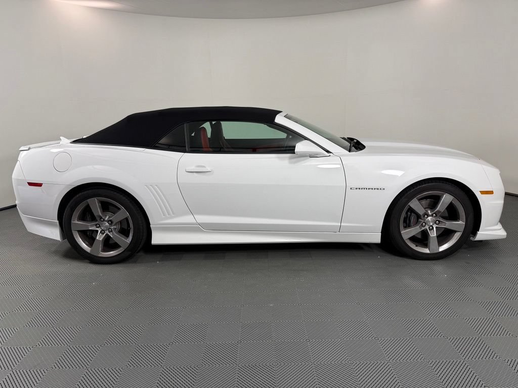 Used 2013 Chevrolet Camaro SS RWD image 8