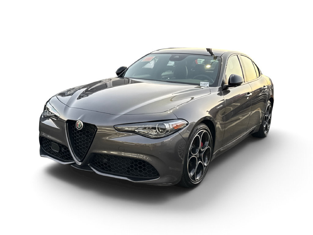 Used 2022 Alfa Romeo Giulia Veloce RWD image 15
