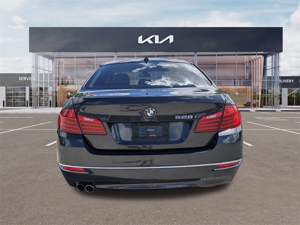 Used 2014 BMW 528i Sedan image 5