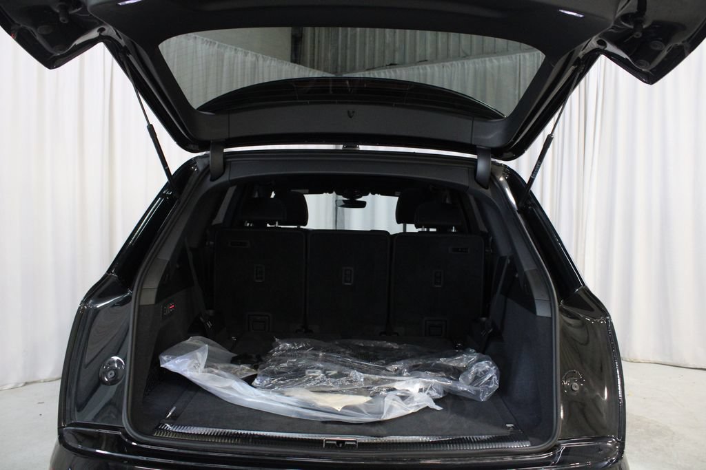 Used 2026 Audi Q7 3.0T Premium Plus w/ Premium Plus Package AWD/4WD image 30