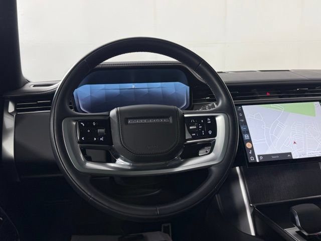 Used 2025 Land Rover Range Rover SE AWD/4WD image 24