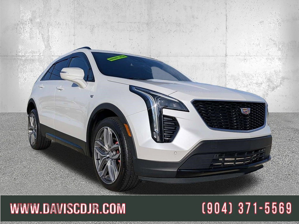 Used 2021 Cadillac XT4 Sport w/ Cold Weather Package FWD image 1