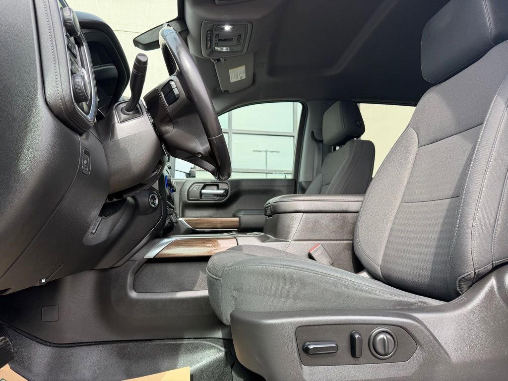 Used 2020 Chevrolet Silverado 1500 RST image 10