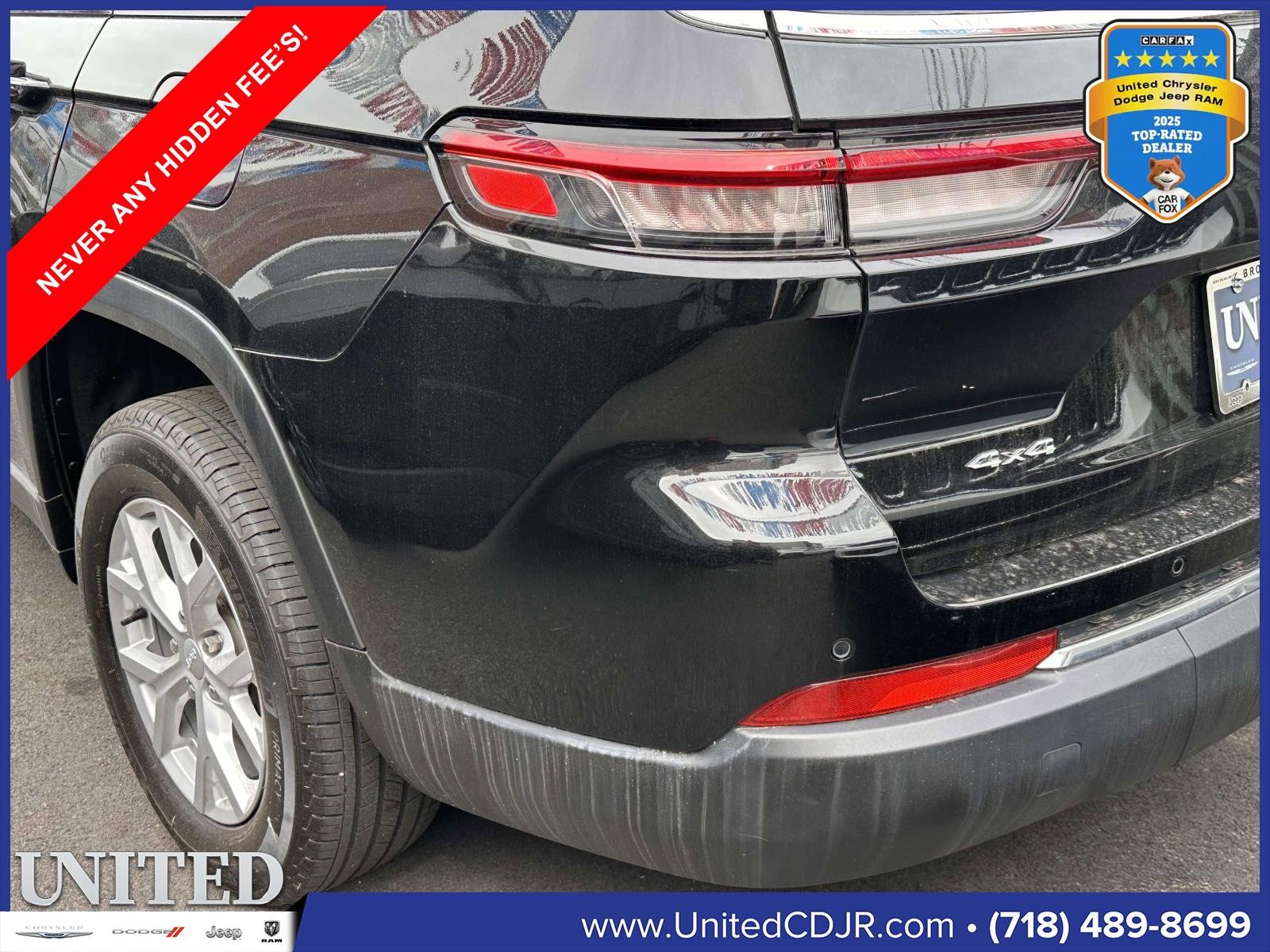 Used 2023 Jeep Grand Cherokee L Limited AWD/4WD image 3