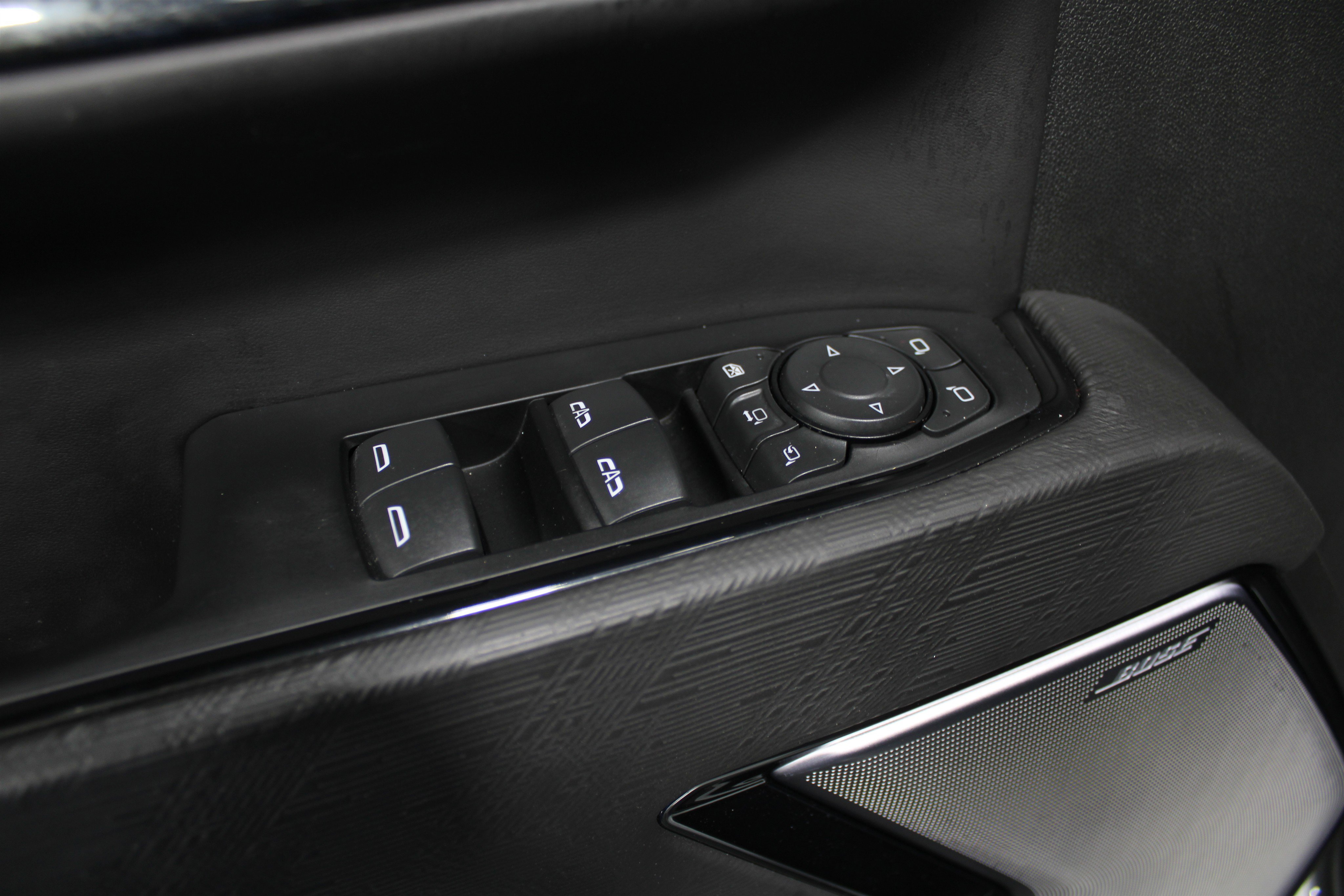 Used 2024 GMC Sierra 2500 AT4X AWD/4WD image 7