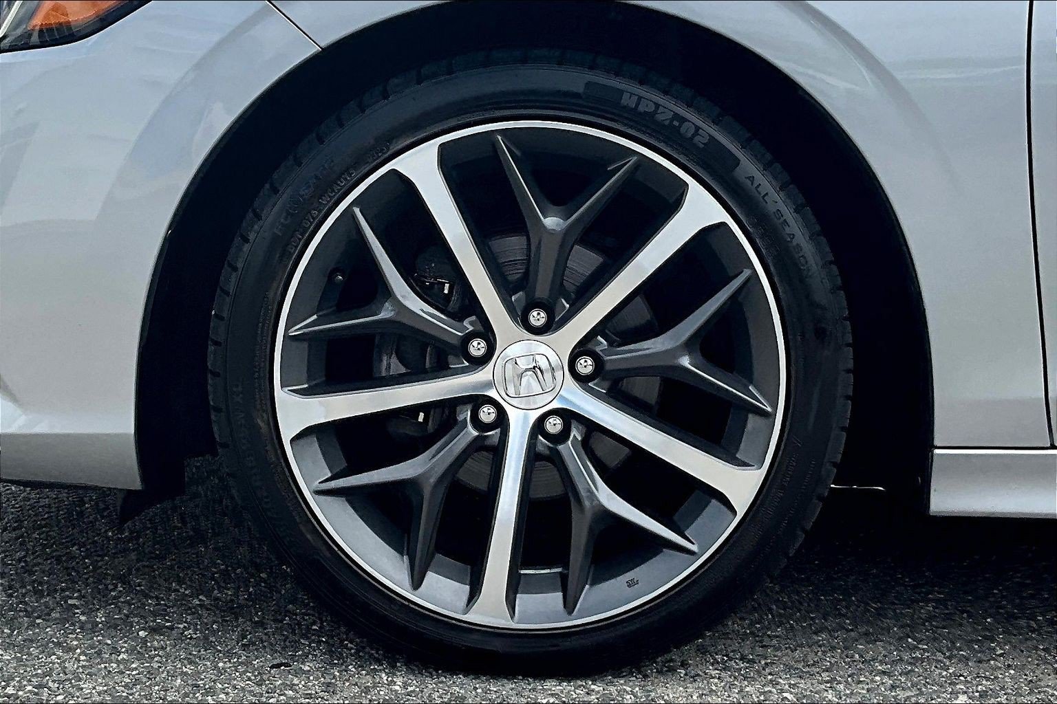 Used 2023 Honda Civic Touring image 8