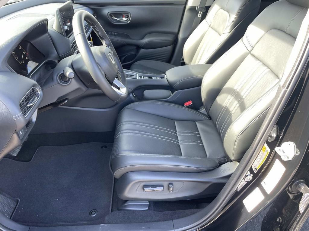 Used 2026 Honda HR-V EX-L image 13