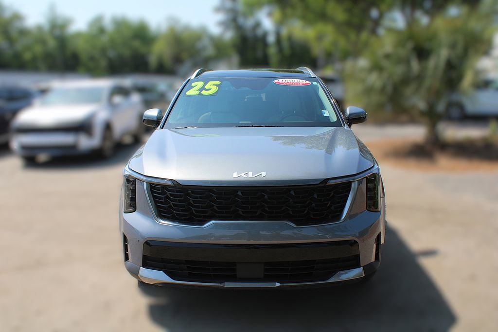 Certified 2025 Kia Sorento S w/ Panoramic Sunroof Package FWD image 17