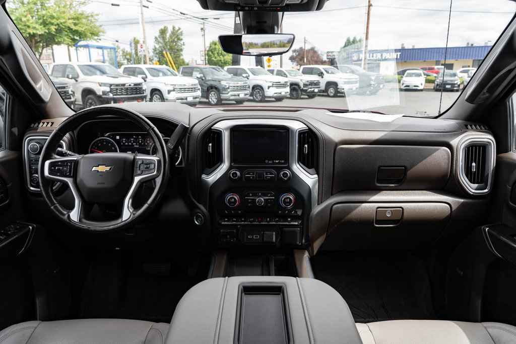 Used 2020 Chevrolet Silverado 1500 LTZ w/ LTZ Plus Package AWD/4WD image 11
