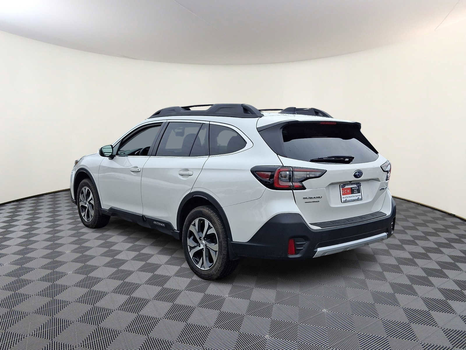 Used 2020 Subaru Outback Limited image 7