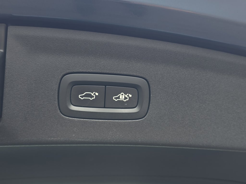 Used 2021 Polestar Polestar 2 AWD/4WD image 11