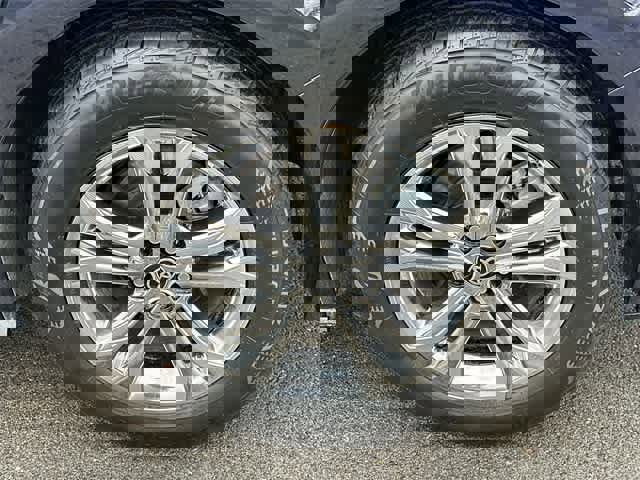 Used 2024 Toyota Sienna Platinum image 5