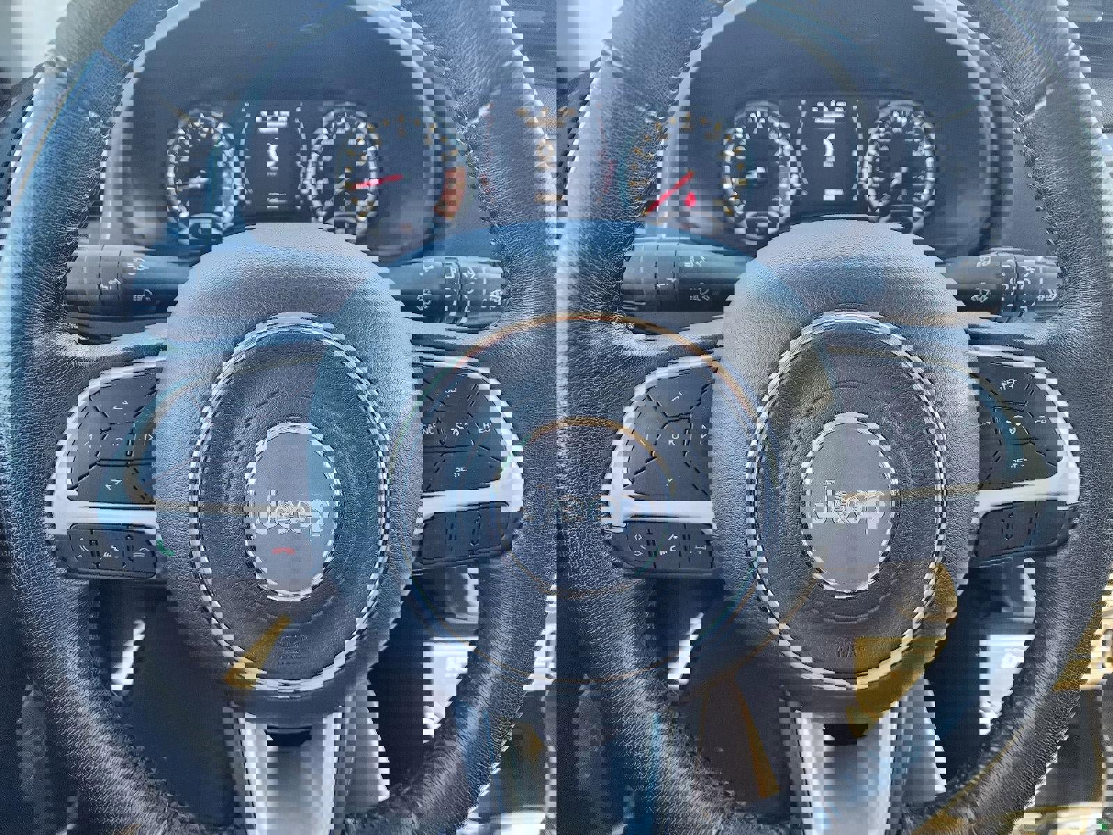 Used 2020 Jeep Renegade Latitude w/ Cold Weather Group image 20