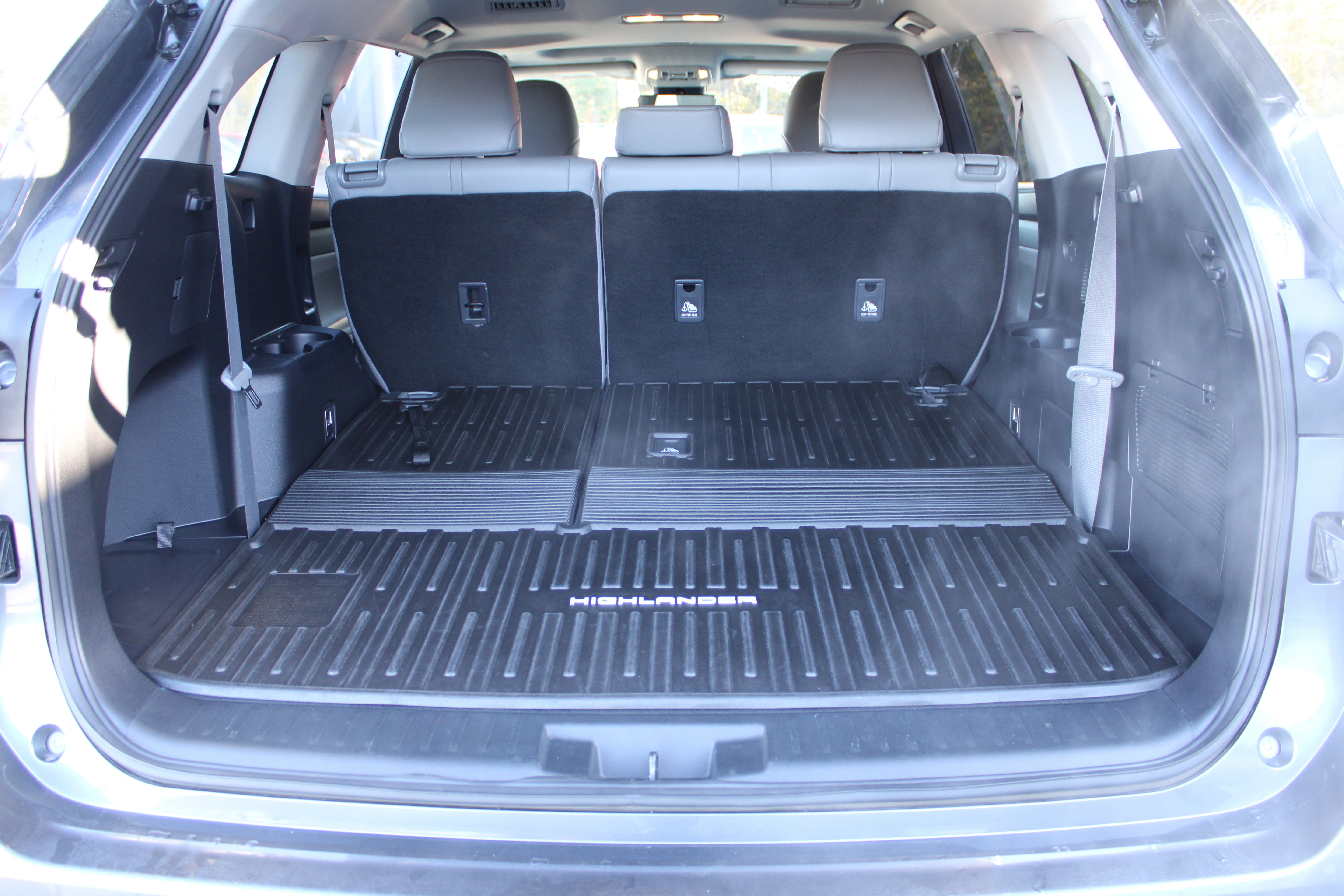 Used 2023 Toyota Highlander XLE image 13