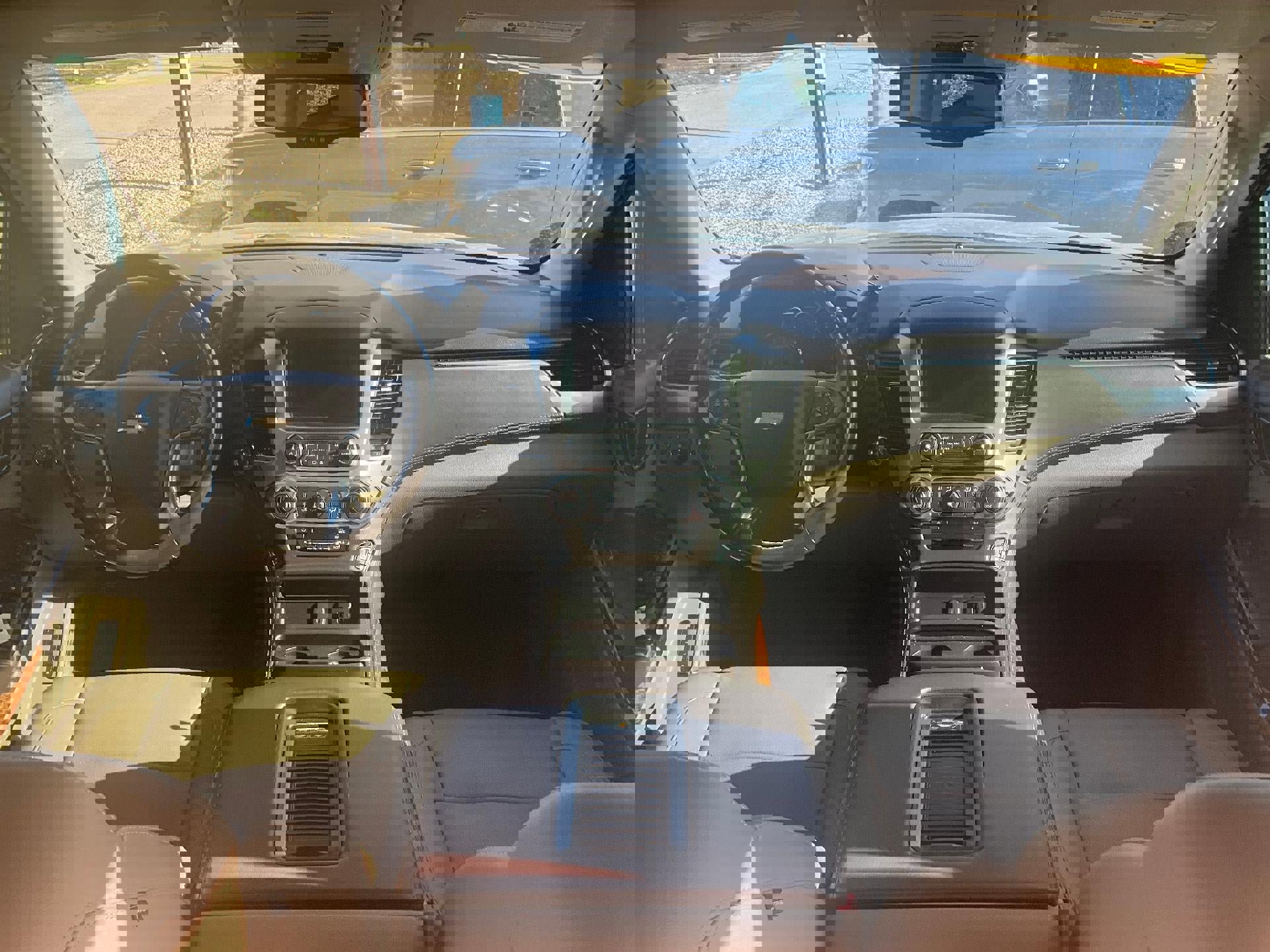 Used 2019 Chevrolet Suburban Premier image 17