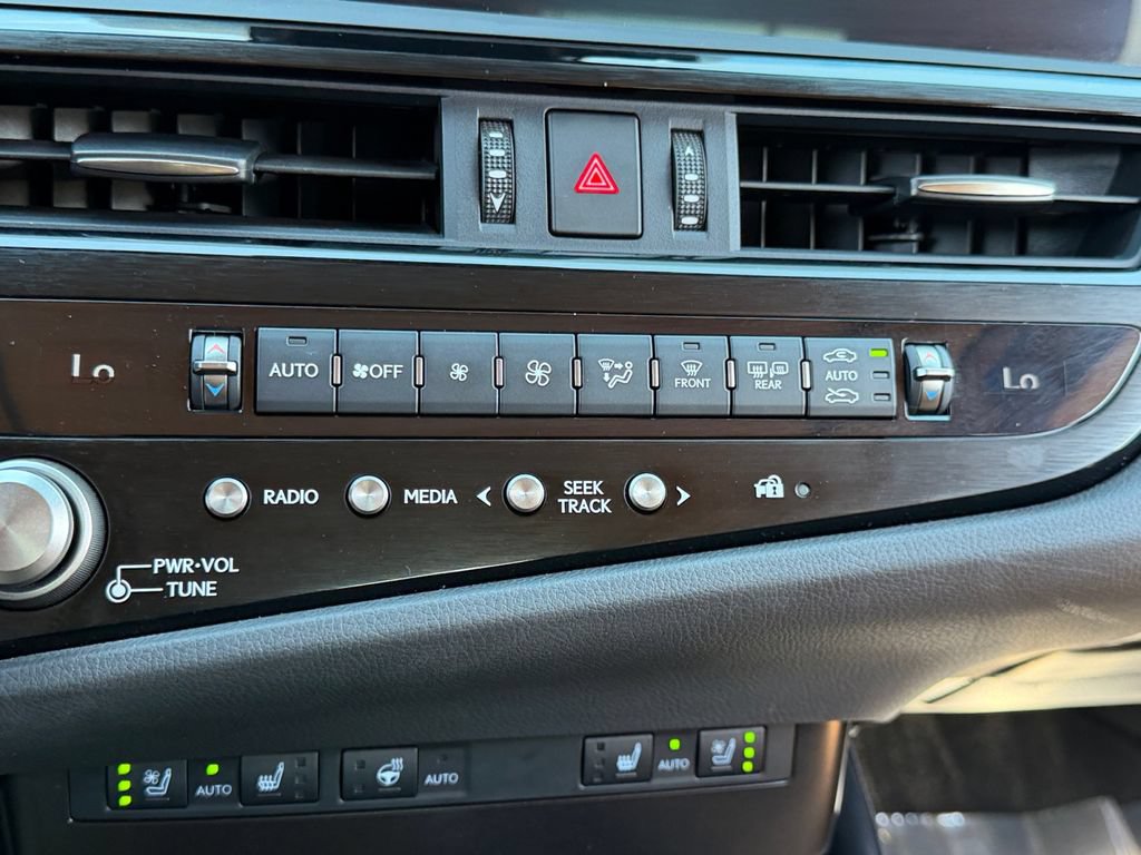 Certified 2023 Lexus ES 350 w/ Premium Package FWD image 22