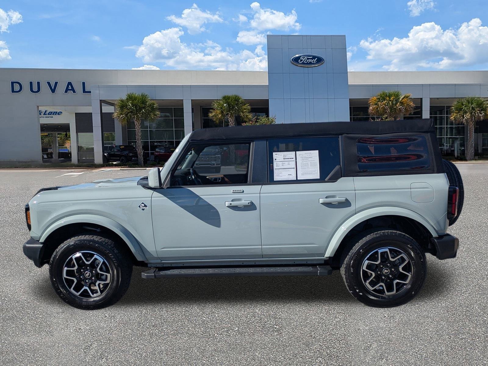 Certified 2023 Ford Bronco Outer Banks image 6