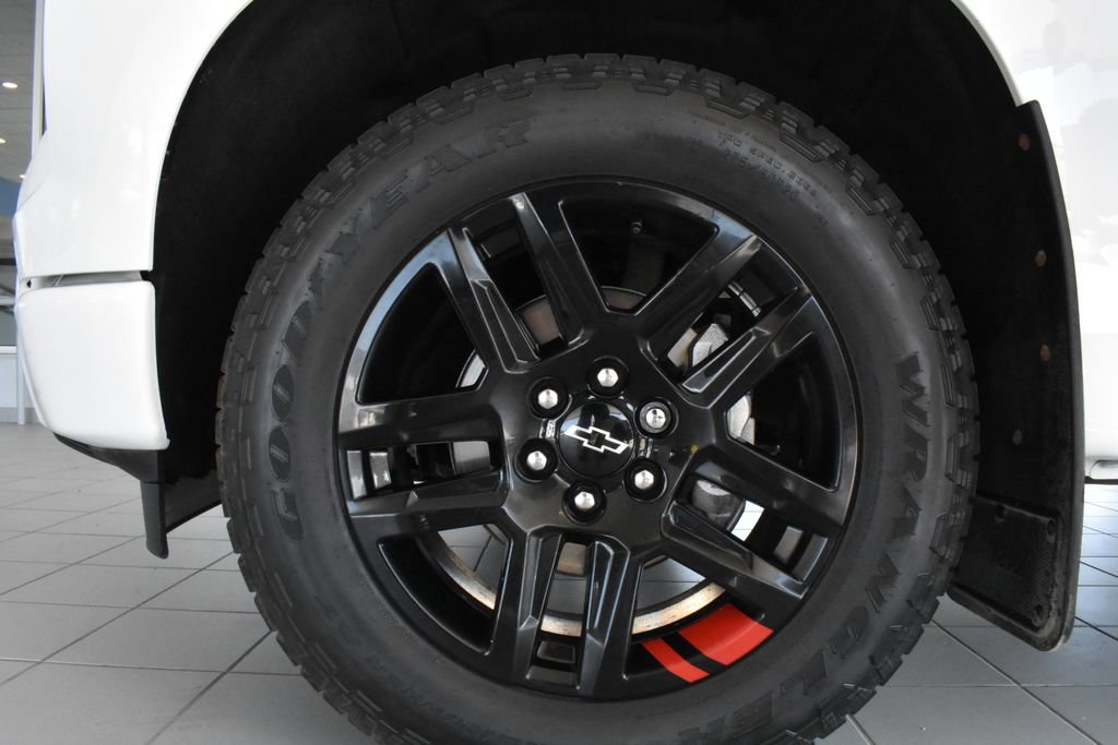 Certified 2024 Chevrolet Silverado 1500 RST w/ Redline Edition image 31