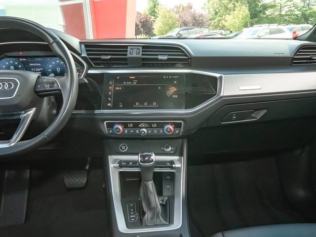 Certified 2023 Audi Q3 2.0T Premium image 22