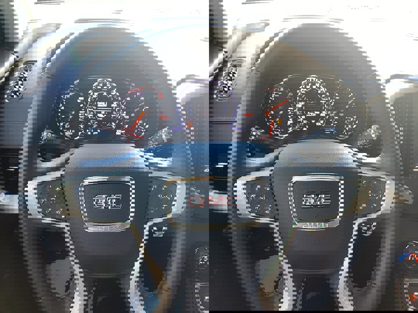 Used 2023 GMC Terrain Denali image 12