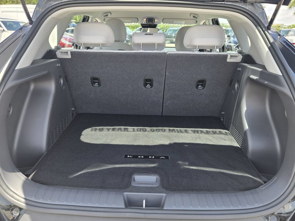 Certified 2026 Hyundai Kona SE FWD image 14