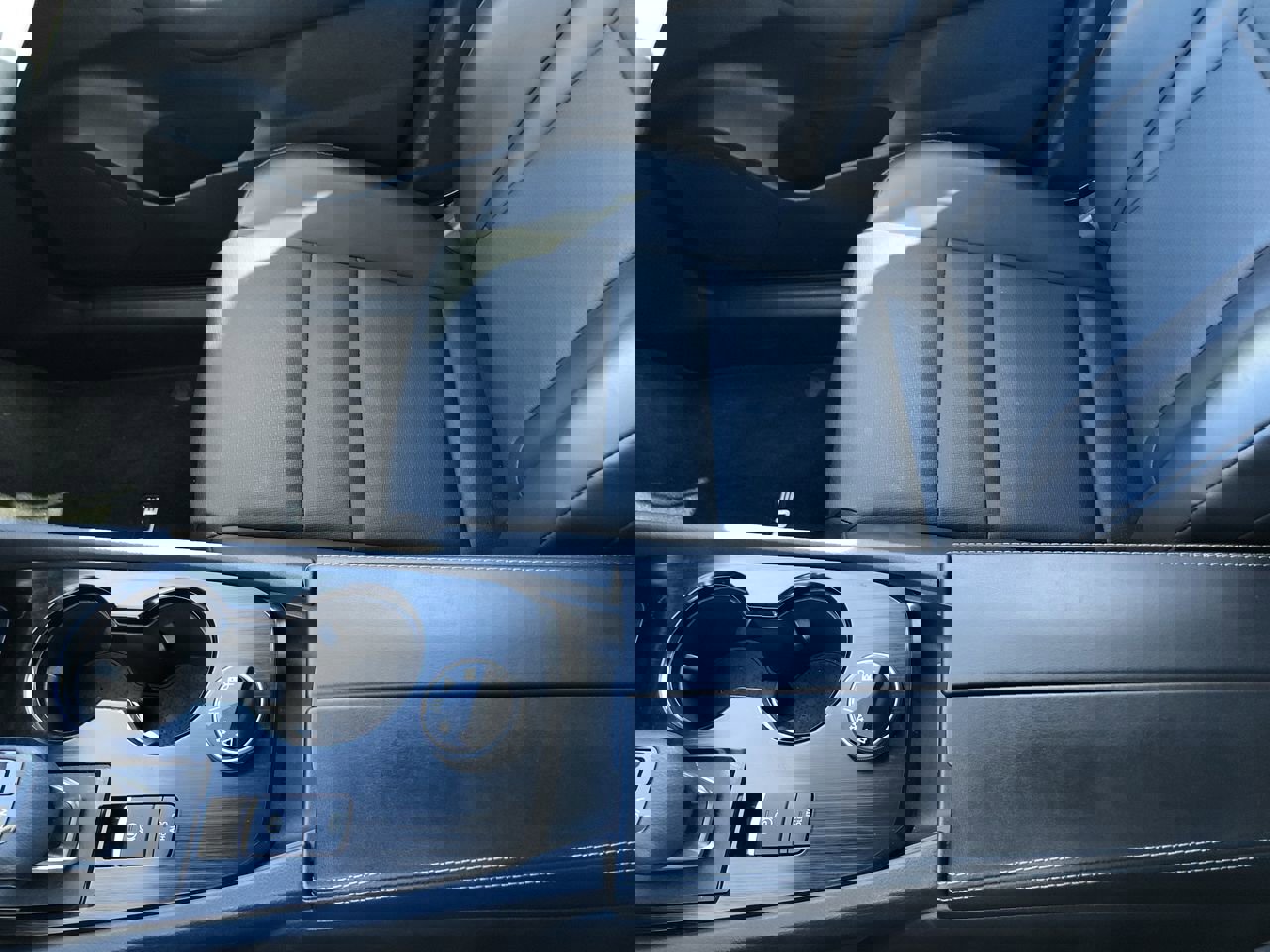 Used 2025 Nissan Rogue SV w/ SV Premium Package image 18