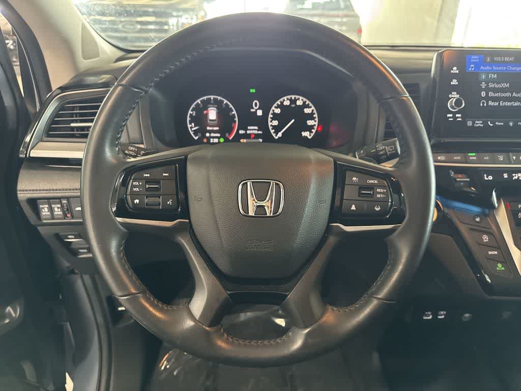 Used 2025 Honda Odyssey Touring image 14