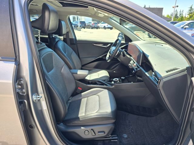 Certified 2023 Kia Niro Wave w/ Wave Preserve Package FWD image 13