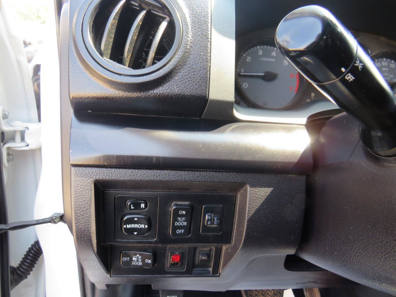 Used 2016 Toyota Tundra SR RWD image 13