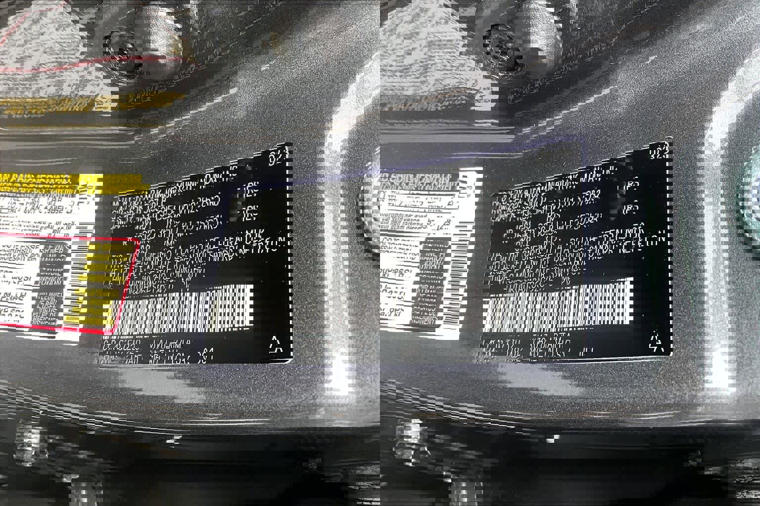 Used 2023 Toyota Highlander XLE image 36