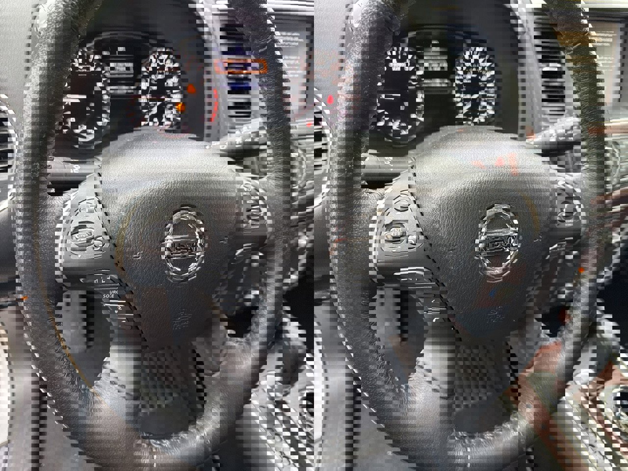 Used 2019 Nissan Pathfinder Platinum image 13