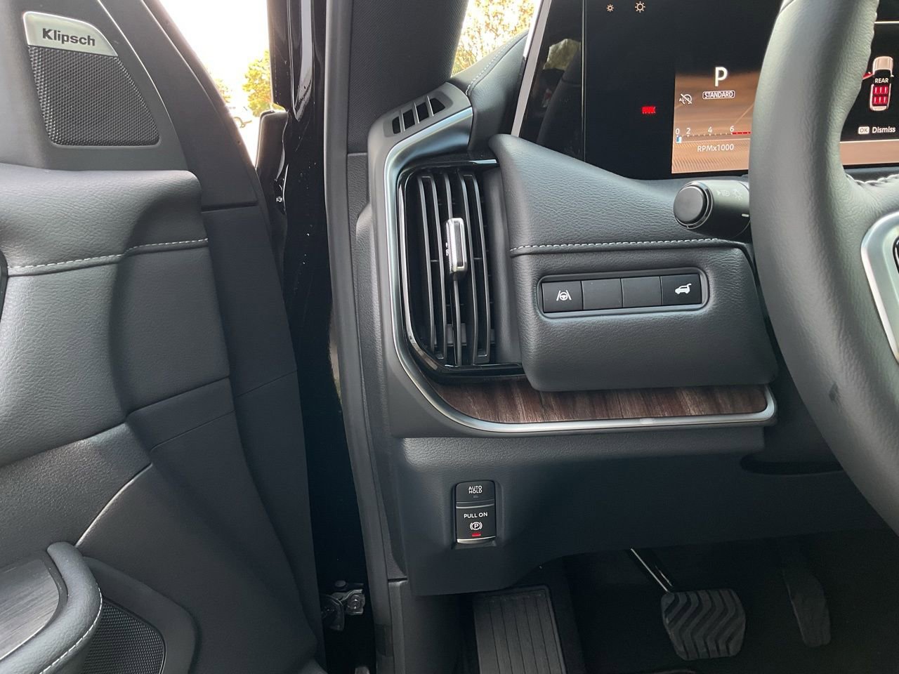 New 2026 Nissan Armada SL image 29