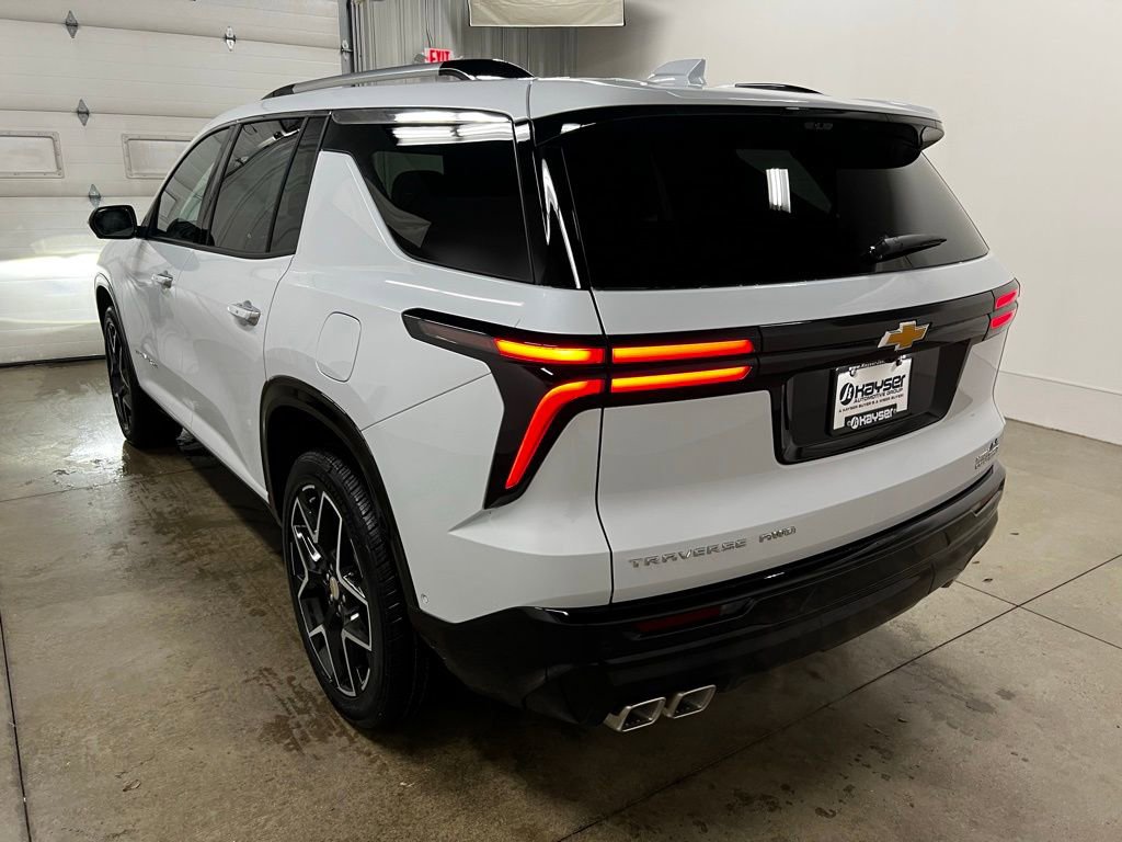 New 2026 Chevrolet Traverse High Country image 6