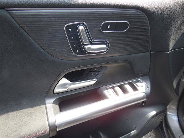 Certified 2023 Mercedes-Benz GLA 250 4MATIC image 9