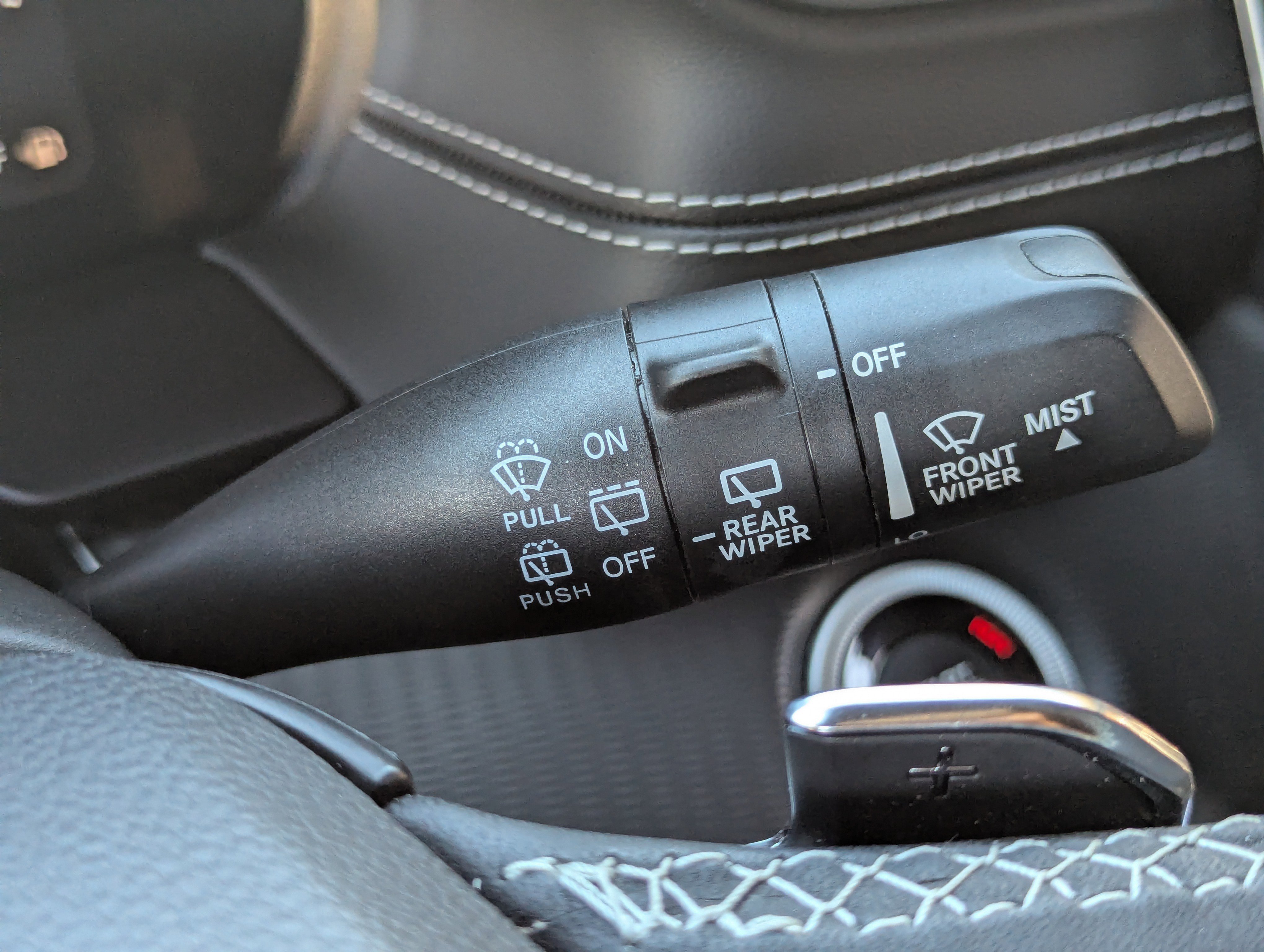 Used 2023 Jeep Grand Cherokee Altitude image 31