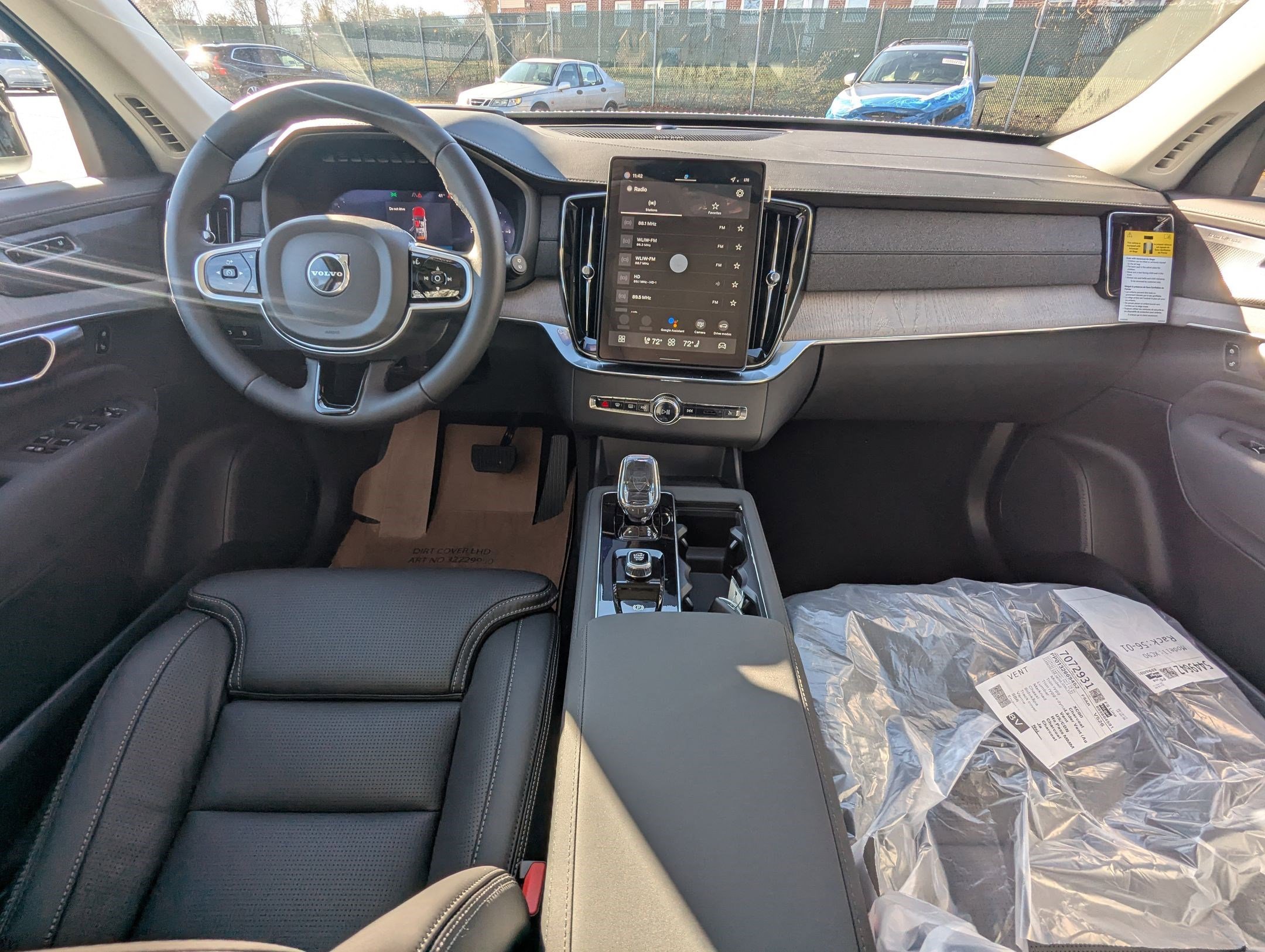 New 2026 Volvo XC90 T8 Ultra w/ Protection Package Premier image 20
