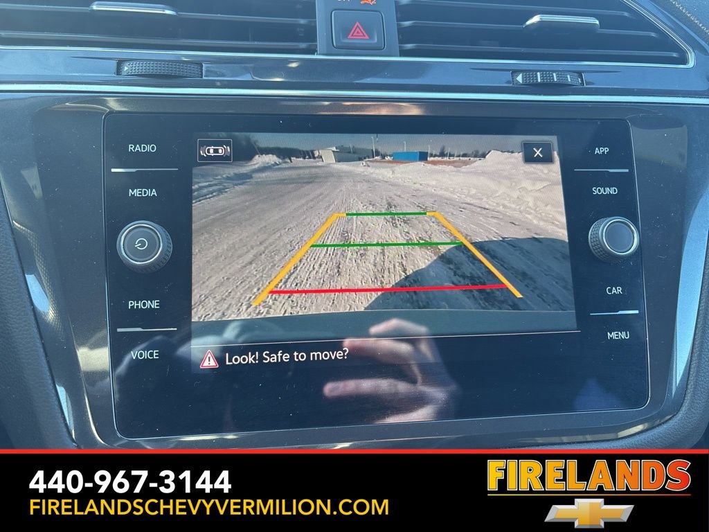 Used 2023 Volkswagen Tiguan SE R-Line image 27