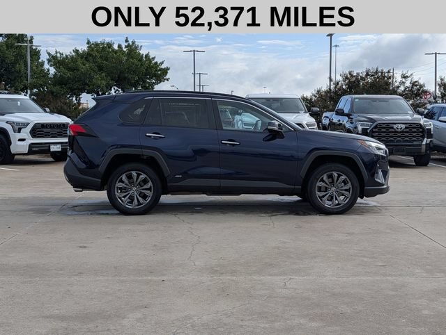 Used 2022 Toyota RAV4 Limited AWD/4WD image 4