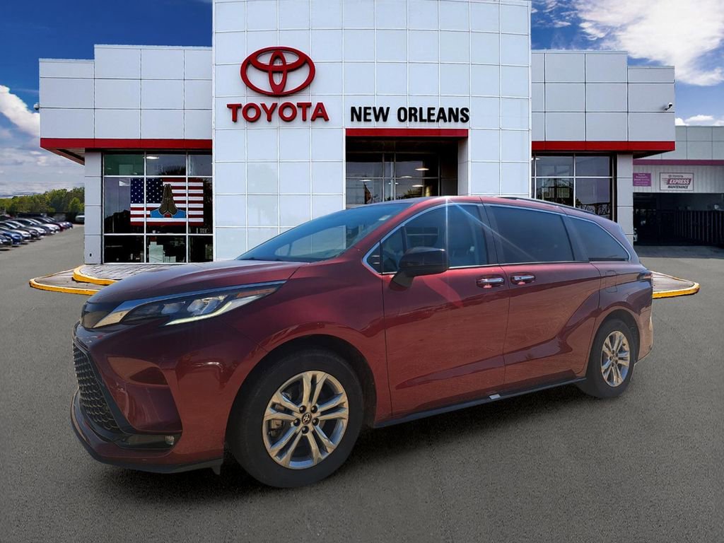 Used 2022 Toyota Sienna XSE