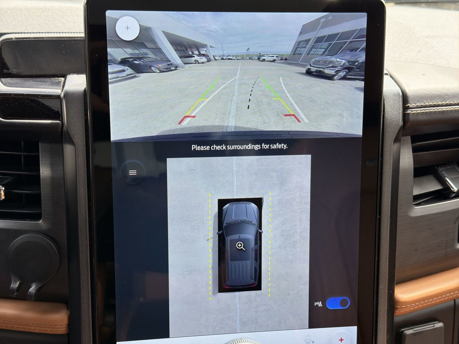 Used 2022 Ford Expedition Max Platinum AWD/4WD image 15