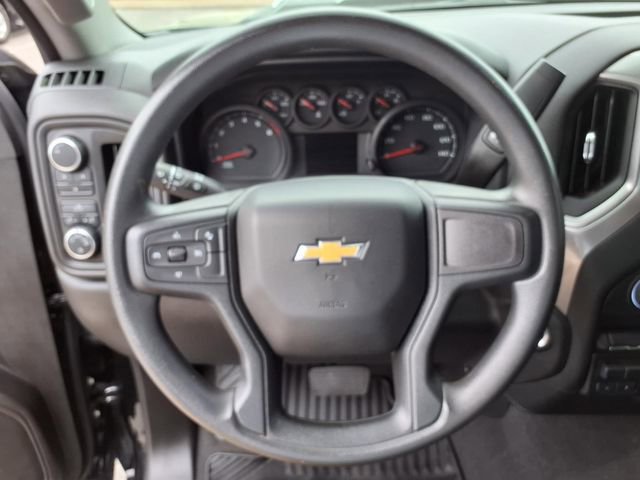 Used 2024 Chevrolet Silverado 2500 Custom AWD/4WD image 11