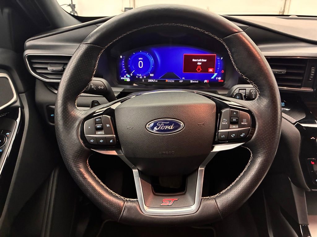 Certified 2023 Ford Explorer ST image 24
