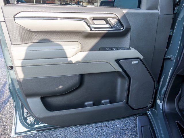 Used 2026 Chevrolet Silverado 1500 ZR2 image 15