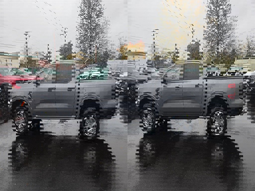 New 2025 Ford Ranger XLT w/ Equipment Group 301A High image 8