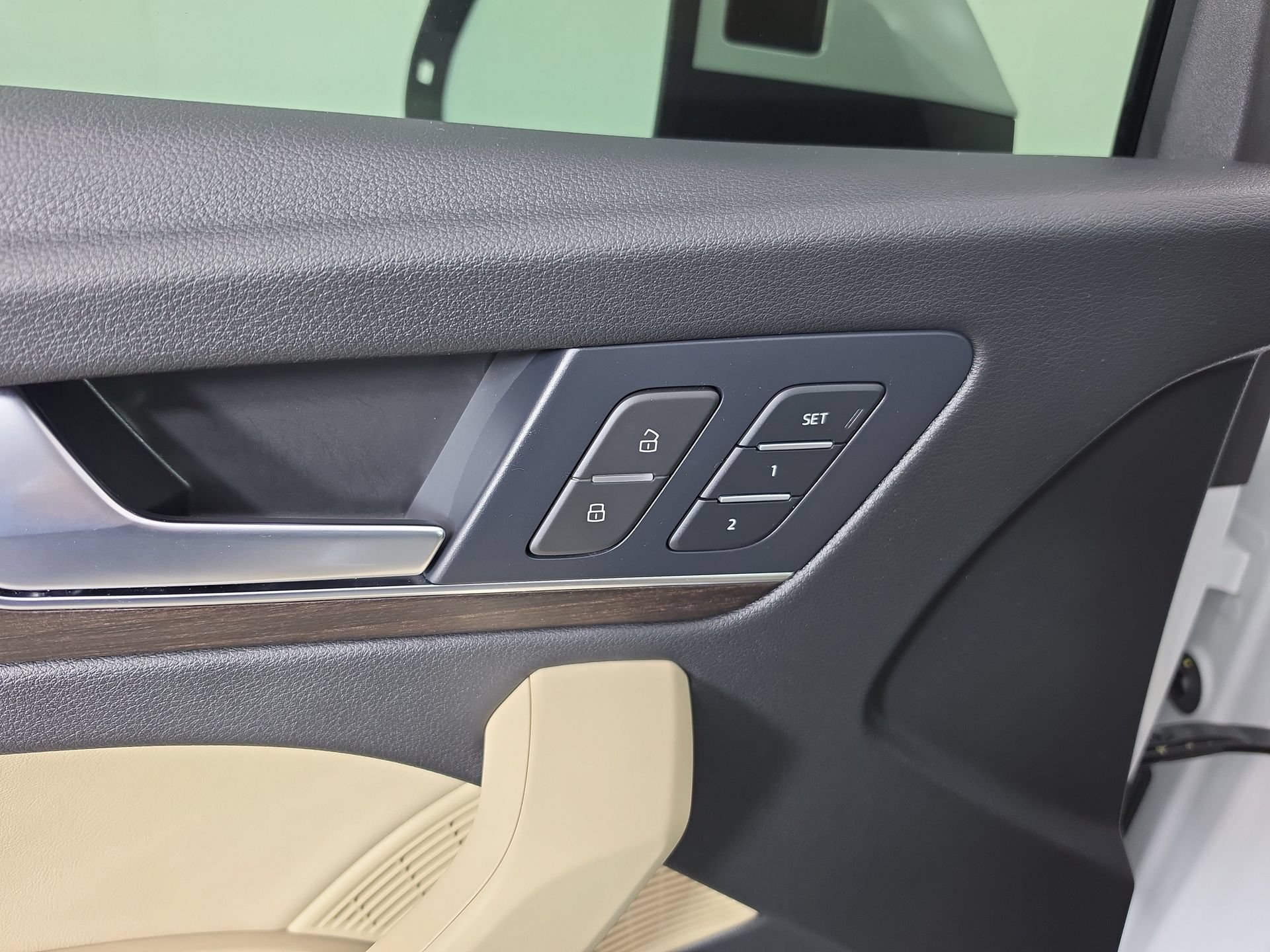 Certified 2023 Audi Q5 2.0T Premium Plus w/ Premium Plus Package AWD/4WD image 19