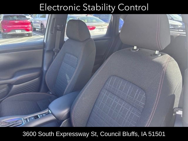Used 2025 Honda HR-V Sport image 17